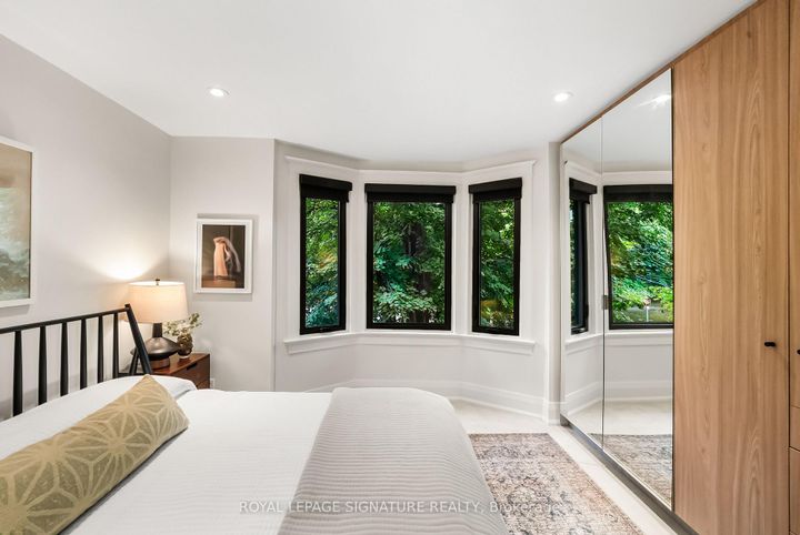Photo 30 at 820 Palmerston Avenue, Annex, Toronto