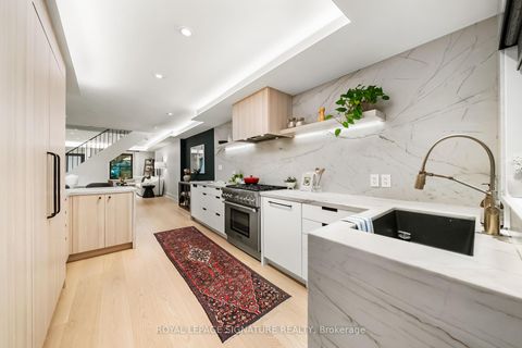 Photo 18 at 820 Palmerston Avenue, Annex, Toronto