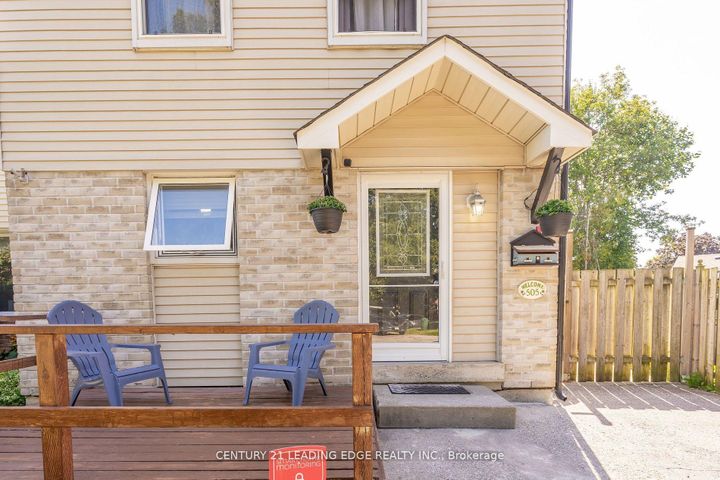 Photo 3 at 505 Lancelot Crescent, Eastdale, Oshawa