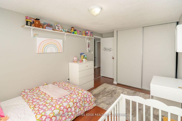 Photo 27 at 505 Lancelot Crescent, Eastdale, Oshawa