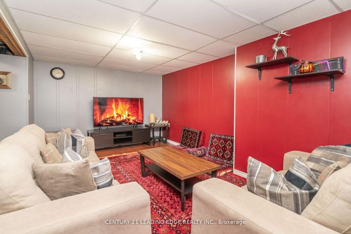 Photo 35 at 505 Lancelot Crescent, Eastdale, Oshawa