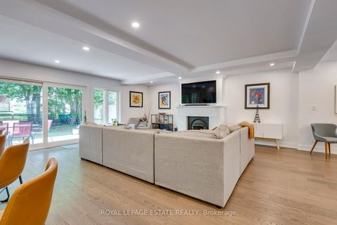 Photo 9 at 63 Mystic Avenue, Oakridge, Toronto