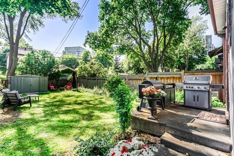 Photo 31 at 46 Clissold Road, City Centre West, Toronto