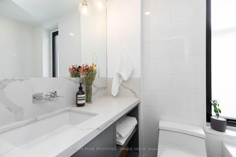 Photo 31 at 137 Marlborough Place, Annex, Toronto