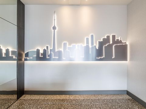 Photo 6 at 2202 - 218 Queens Quay, Waterfront Communities C1, Toronto