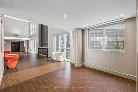 Photo 26 at 2202 - 218 Queens Quay, Waterfront Communities C1, Toronto
