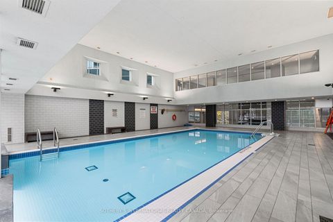 Photo 27 at 2202 - 218 Queens Quay, Waterfront Communities C1, Toronto