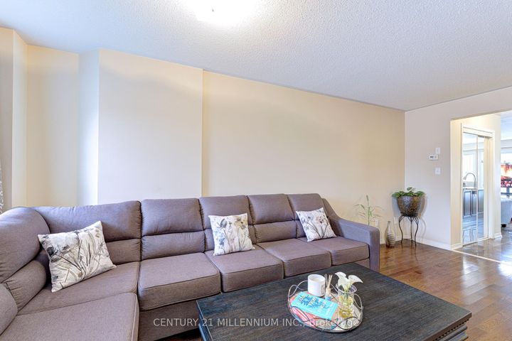 Photo 4 at 13 Coolwater Drive, Wellington, Brampton