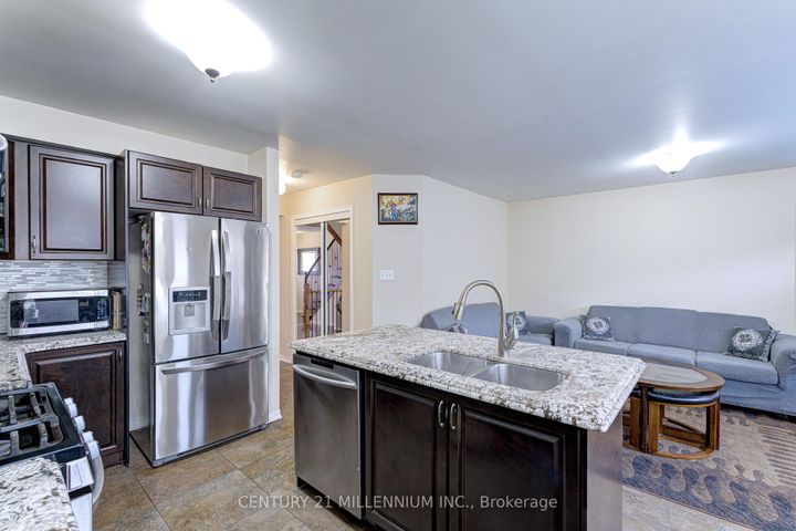Photo 10 at 13 Coolwater Drive, Wellington, Brampton