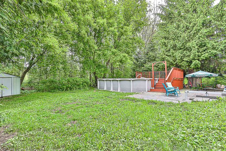 Photo 21 at 893 Srigley Street, College Manor, Newmarket