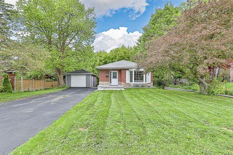 Photo 1 at 893 Srigley Street, College Manor, Newmarket