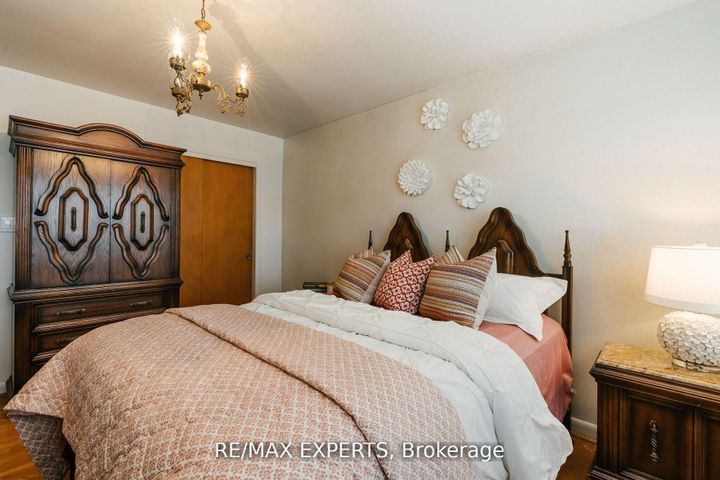 Photo 22 at 1 Creston Road, Glen Park, Toronto