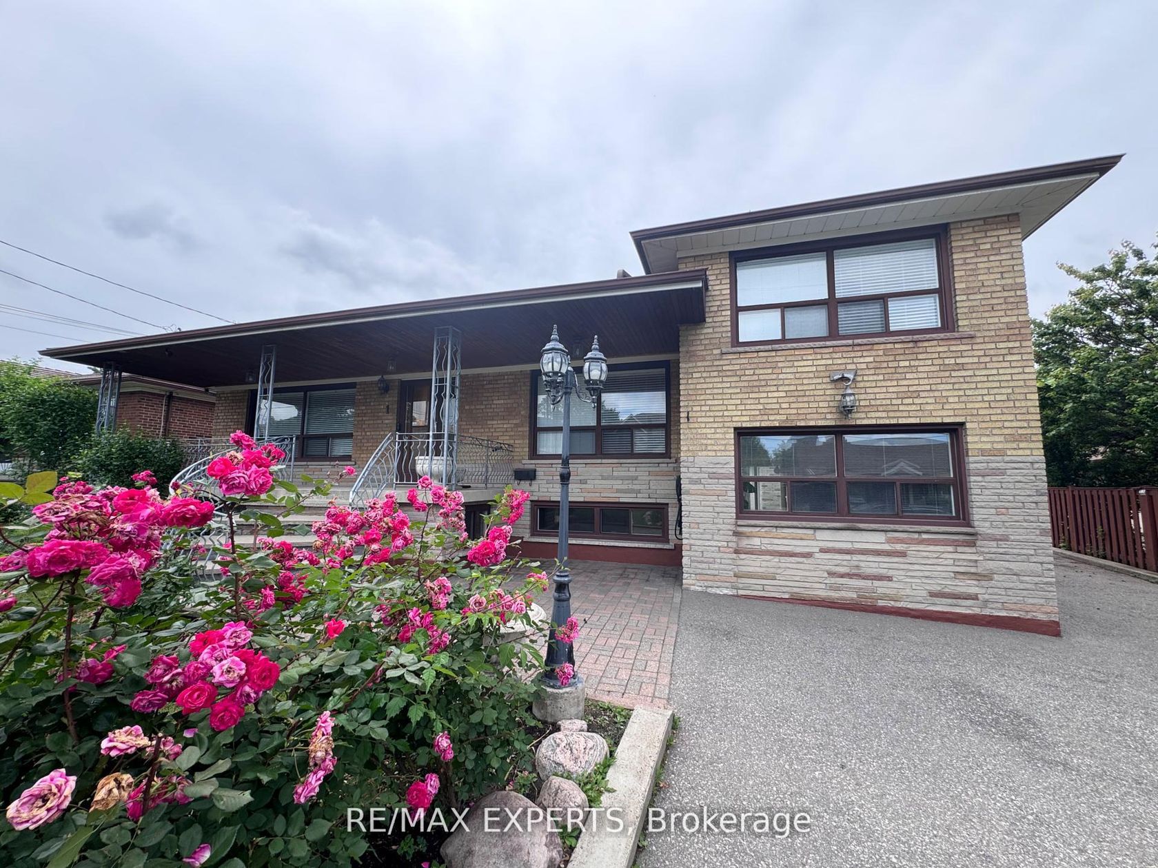 1 Creston Road, Glen Park, Toronto 2