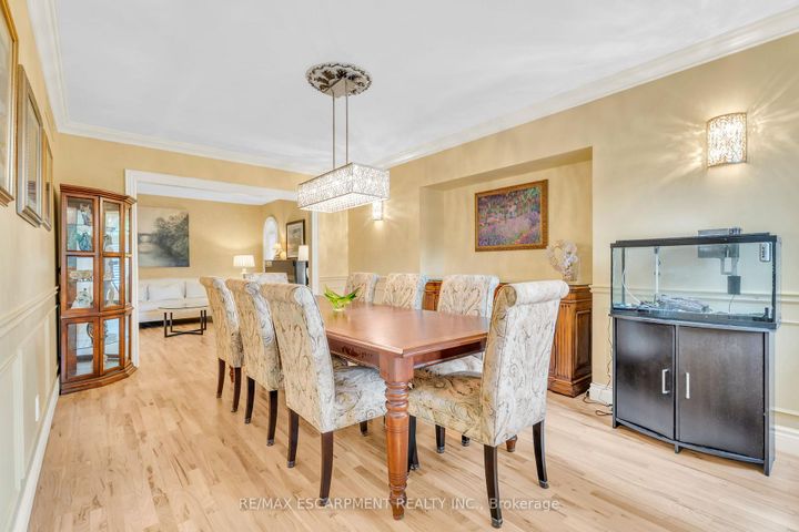 Photo 4 at 484 Bush Drive, Ancaster, Hamilton