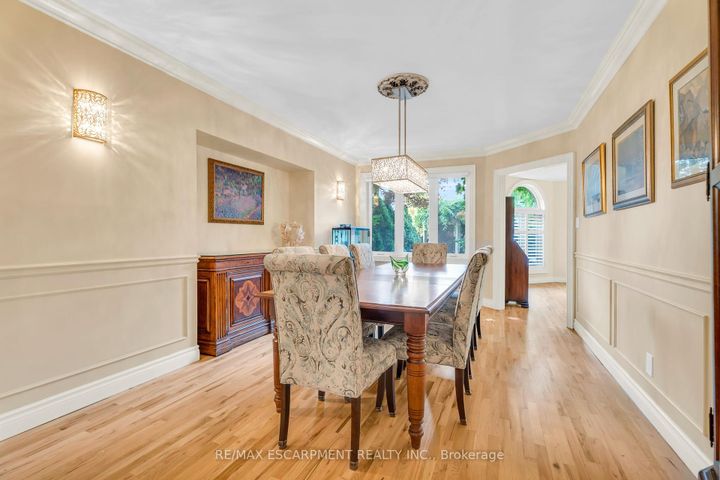Photo 5 at 484 Bush Drive, Ancaster, Hamilton