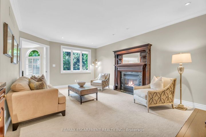 Photo 9 at 484 Bush Drive, Ancaster, Hamilton