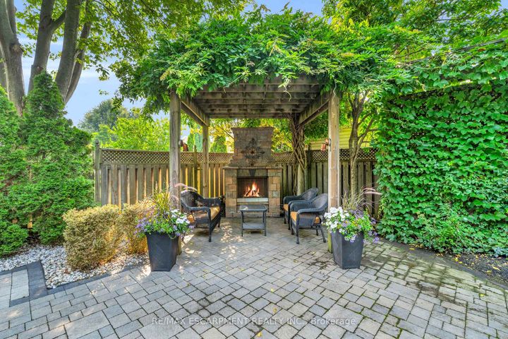 Photo 39 at 484 Bush Drive, Ancaster, Hamilton