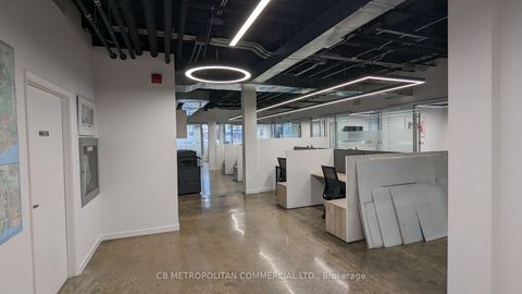 Photo 4 at 1 - 150 Beverley Street, Chinatown, Toronto