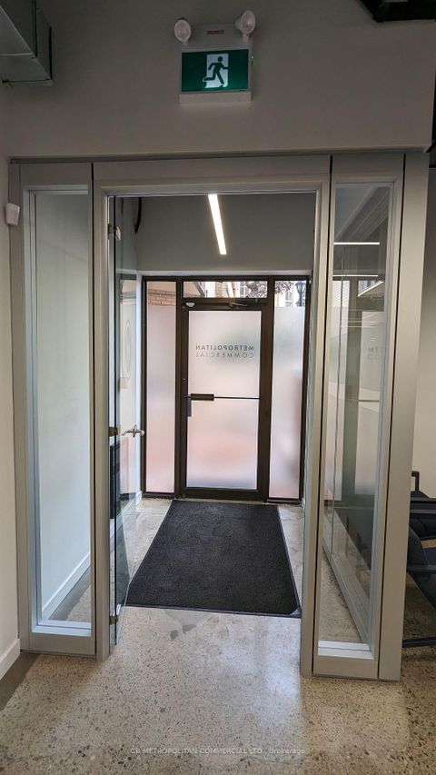 Photo 11 at 1 - 150 Beverley Street, Chinatown, Toronto