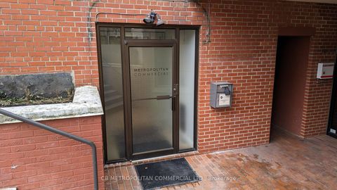 Photo 13 at 1 - 150 Beverley Street, Chinatown, Toronto