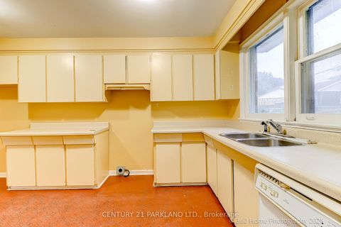 Photo 5 at 197 BRIMORTON Drive, Woburn, Toronto