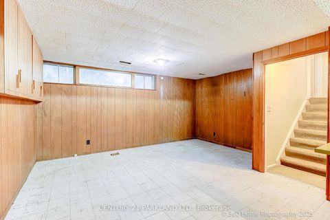 Photo 9 at 197 BRIMORTON Drive, Woburn, Toronto