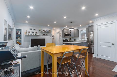 Photo 6 at 171 McIntosh Street, Cliffside, Toronto