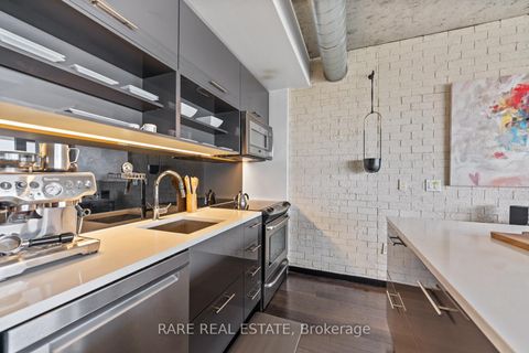 Photo 6 at 1125 - 32 Trolley Crescent, Moss Park, Toronto