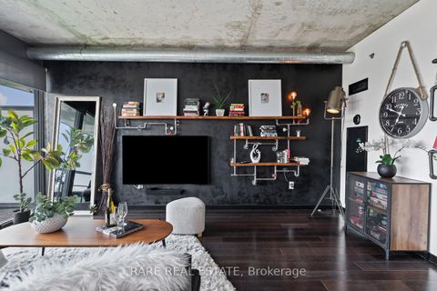 Photo 10 at 1125 - 32 Trolley Crescent, Moss Park, Toronto