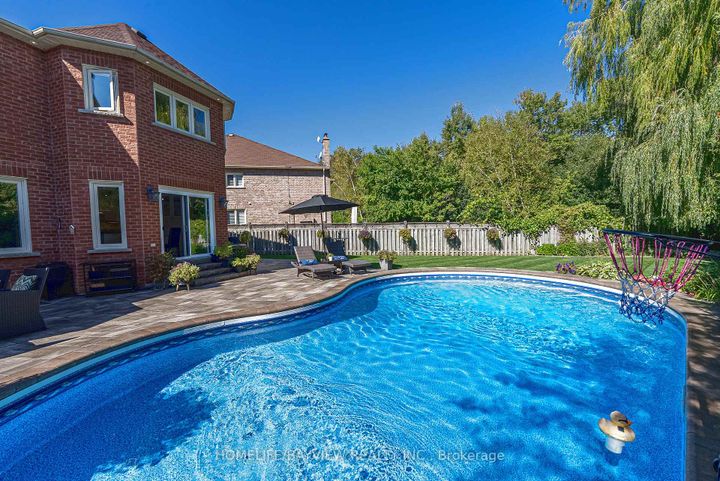 Photo 25 at 11 Cantex Court, Devonsleigh, Richmond Hill