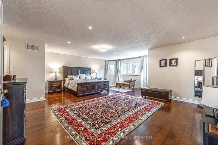 Photo 29 at 11 Cantex Court, Devonsleigh, Richmond Hill