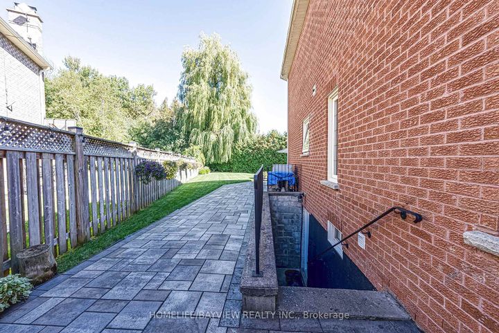 Photo 48 at 11 Cantex Court, Devonsleigh, Richmond Hill
