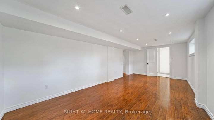 Photo 25 at 17 Glen Meadow Court, City Centre West, Toronto