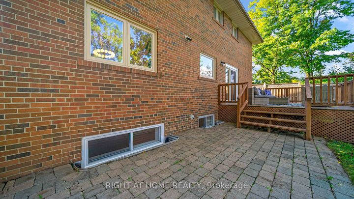 Photo 32 at 17 Glen Meadow Court, City Centre West, Toronto
