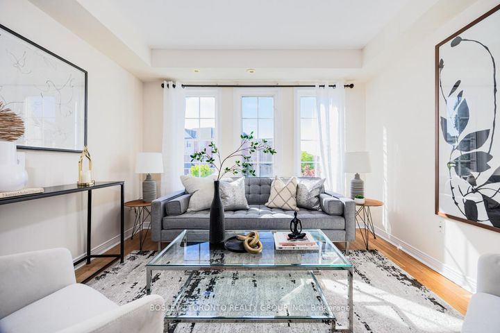 Photo 5 at 93 Wilkes Crescent, Birchmount, Toronto