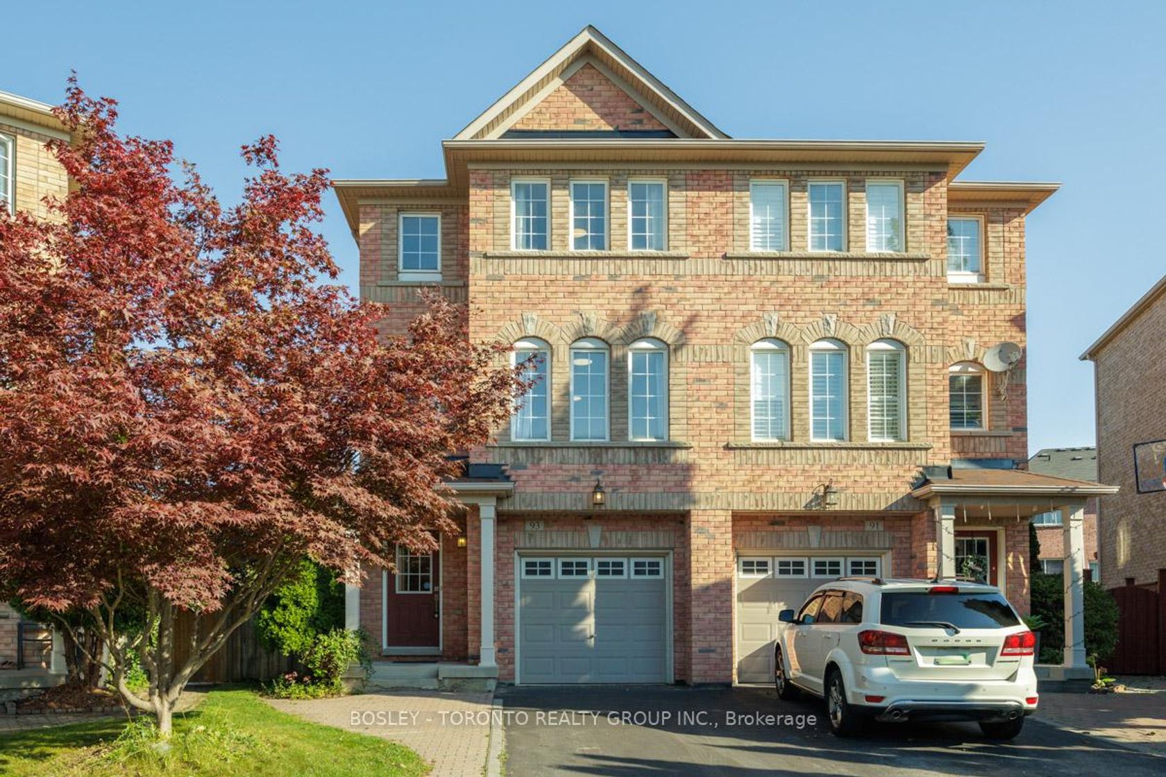 93 Wilkes Crescent, Birchmount, Toronto 2