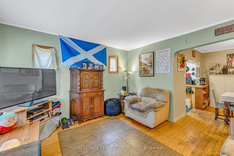 Photo 1 at 51 Claxton Boulevard, Cedarvale, Toronto