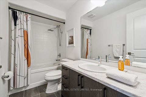 Photo 27 at 4005 Sixth Line, GO Glenorchy, Oakville