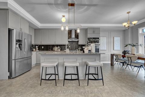 Photo 10 at 85 Butson Crescent, Bowmanville, Clarington