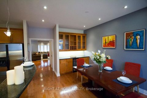 Photo 2 at 497 Broadway Avenue, Leaside, Toronto