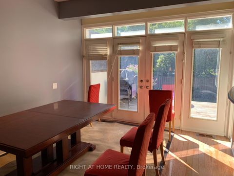 Photo 4 at 497 Broadway Avenue, Leaside, Toronto