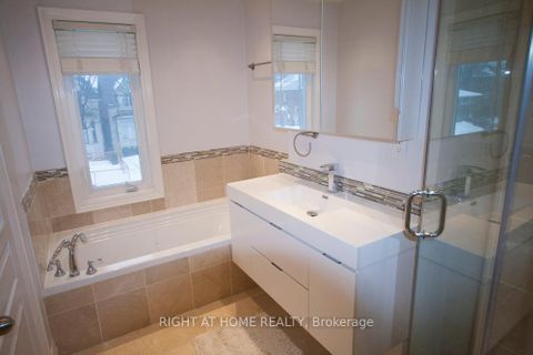 Photo 7 at 497 Broadway Avenue, Leaside, Toronto