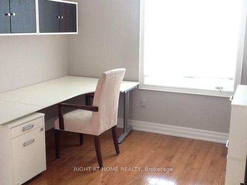Photo 8 at 497 Broadway Avenue, Leaside, Toronto