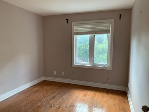 Photo 11 at 497 Broadway Avenue, Leaside, Toronto