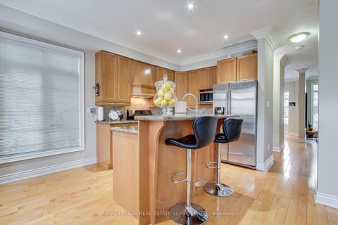 Photo 9 at 3 Tyre Avenue, City Centre West, Toronto