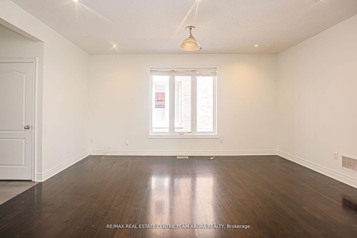 Photo 5 at 51 Elwin Road, Credit Valley, Brampton