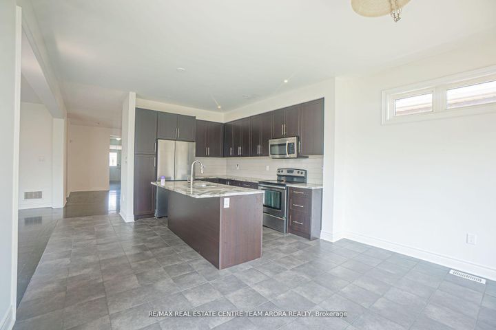 Photo 13 at 51 Elwin Road, Credit Valley, Brampton