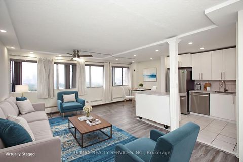 Photo 6 at 2007 - 10 Sunny Glen Way, Flemingdon Park, Toronto