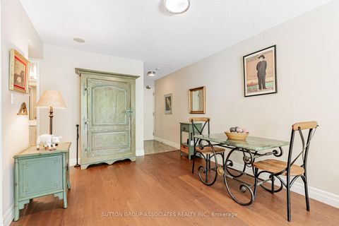 Photo 3 at 303 - 253 Merton Street, Mount Pleasant West, Toronto