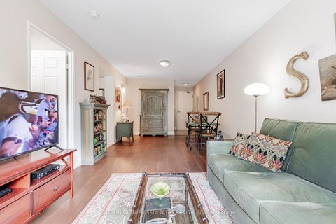 Photo 8 at 303 - 253 Merton Street, Mount Pleasant West, Toronto